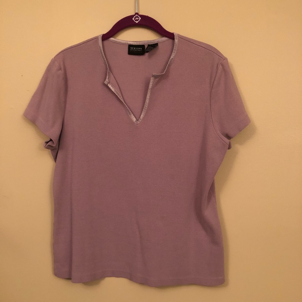 👚 NY&C Lavender purple ribbon lined v-neck, XL